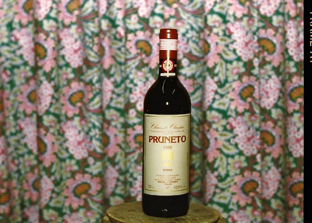 Bottiglia di Chianti Classico Pruneto 1986